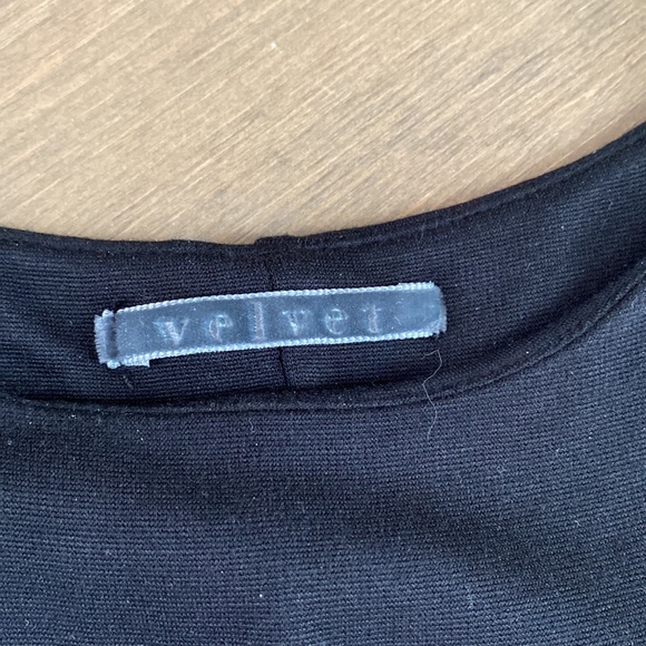 Velvet black bodycon dress. Size M - Picture 4 of 5